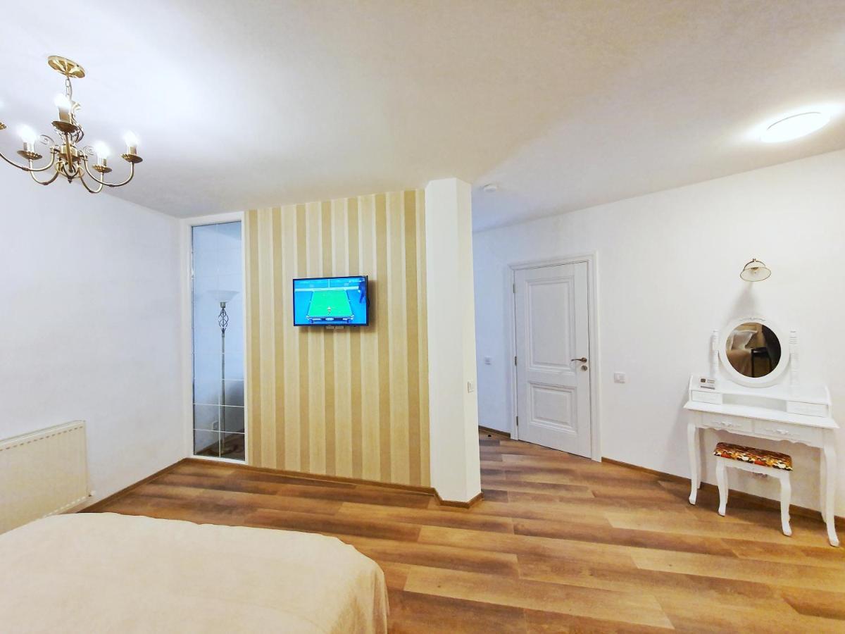 Hotel Tourist B&C Curtea de Argeş Exteriér fotografie
