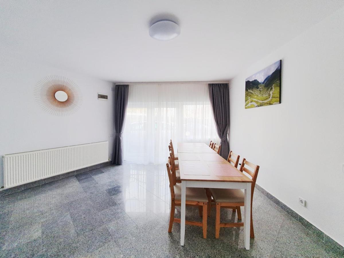 Hotel Tourist B&C Curtea de Argeş Exteriér fotografie